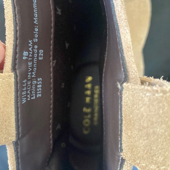 Cole Haan Rayna Women’s flat Ankle Boots Suede w18649 NWOT - Picture 9 of 13